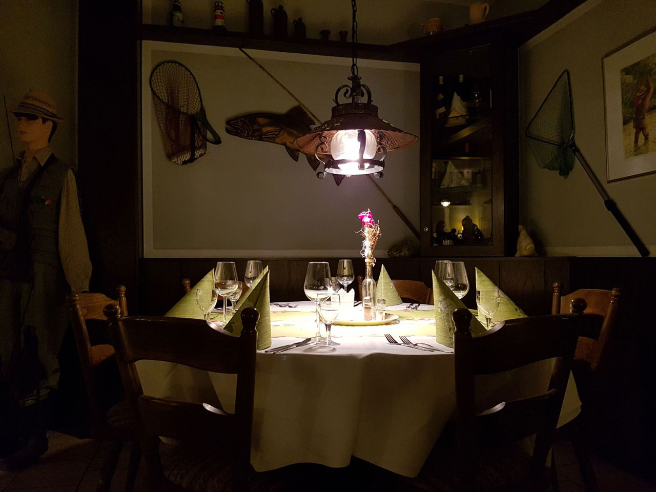 Stimmungsvolle Beleuchtung Restaurant Hotel Forelle